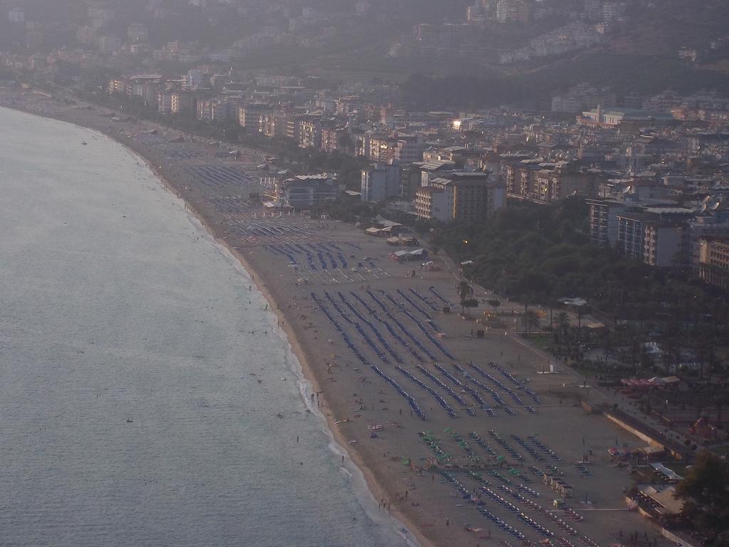 Kleopatra Alis Hotel Alanya Exteriör bild